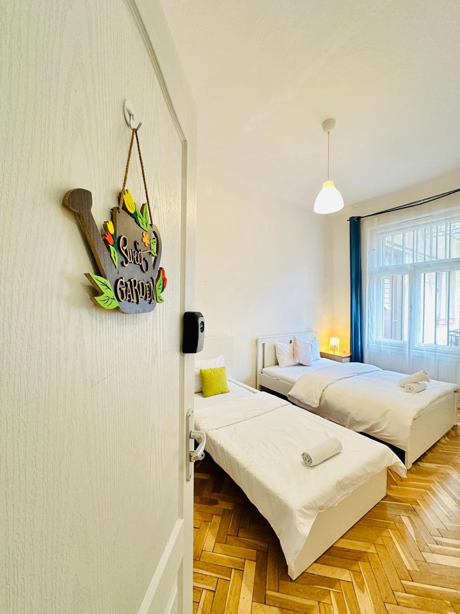 Rakoczi City Apartment บูดาเปสต์ ภายนอก รูปภาพ